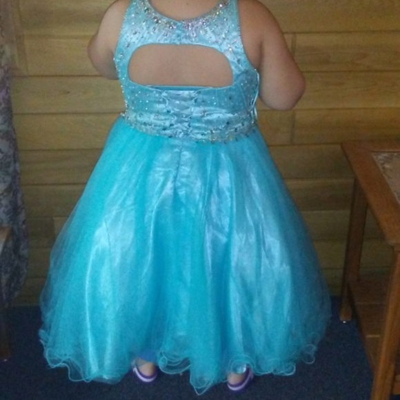 Tea length girls pageant dress - Picture 7 of 8